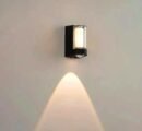 Outdoor garden LED wall light